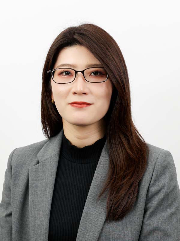 キャリアアドバイザー 吉尾　桃子