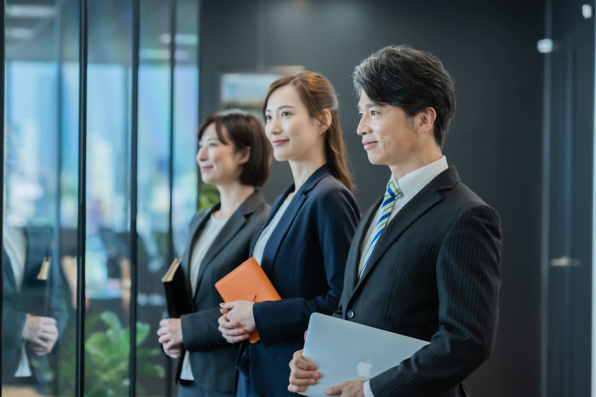 公認会計士が投資銀行に転職するには？キャリアパス・年収や転職を有利にする資格も解説