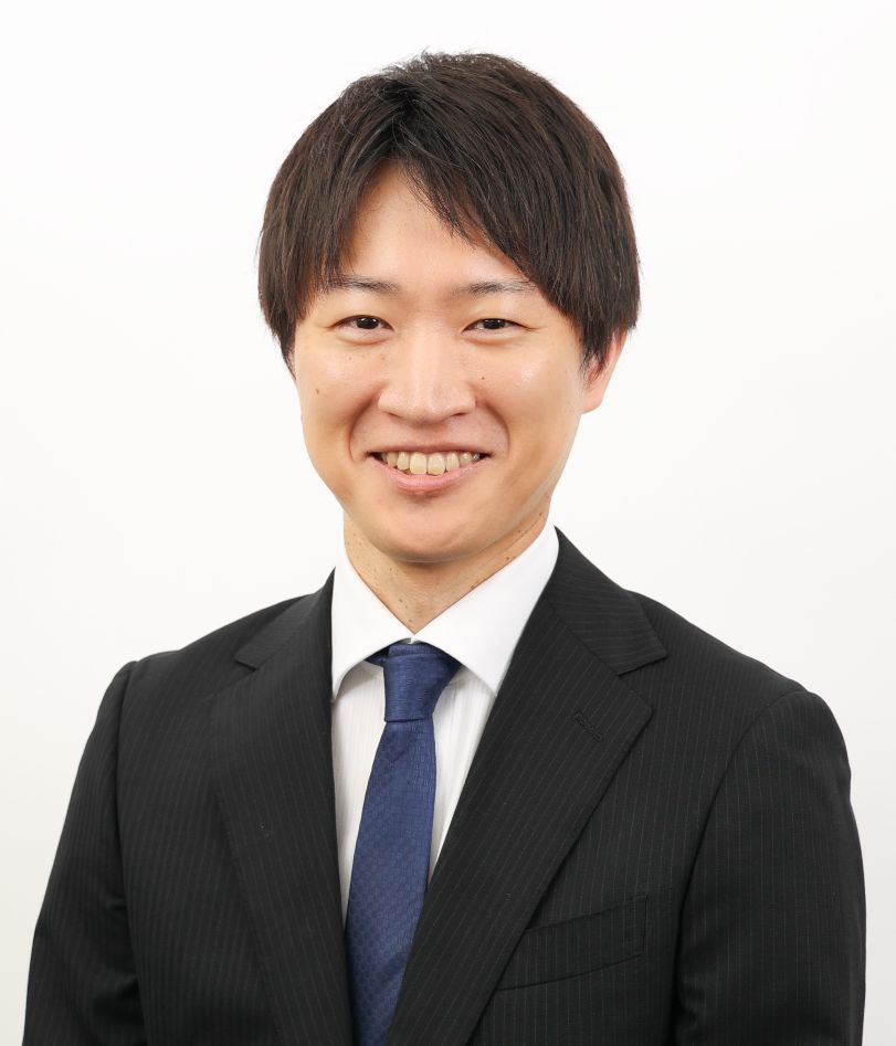 キャリアアドバイザー/公認会計士 泉　辰弥