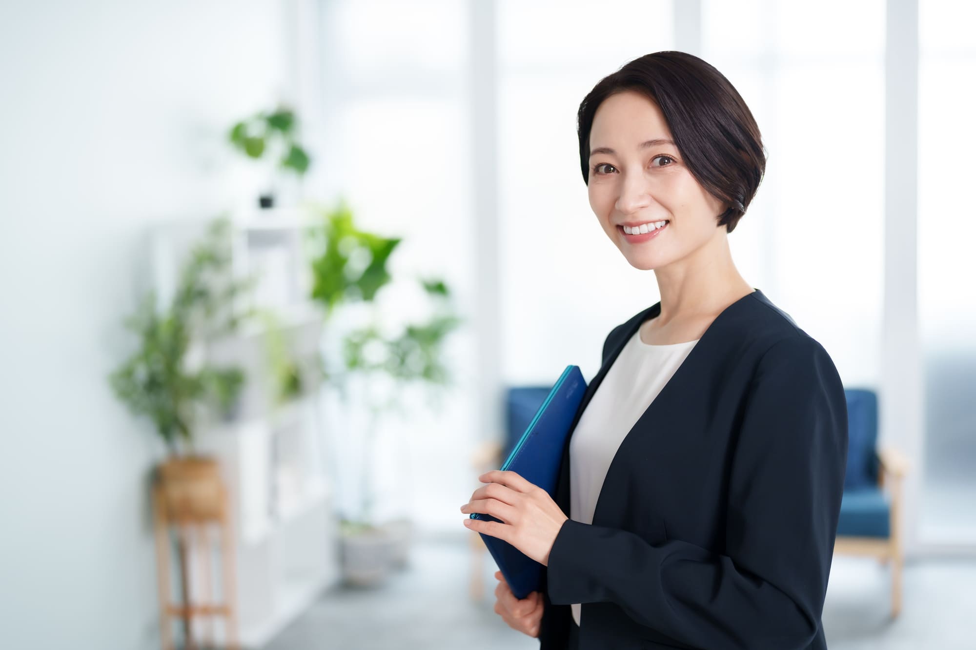 経理からの転職で悩んだら「業界特化型転職エージェント」にご相談ください