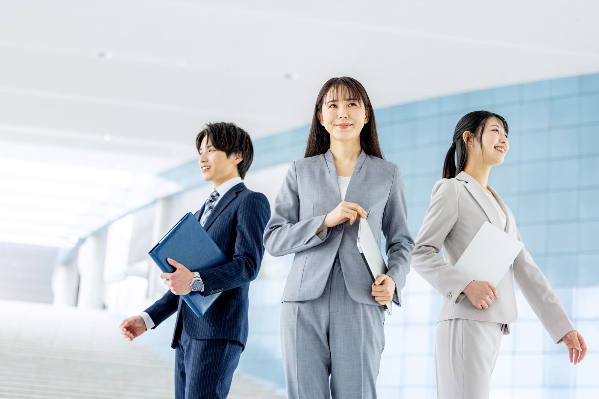 【年代・企業規模別】経理職の年収目安と想定ポジション