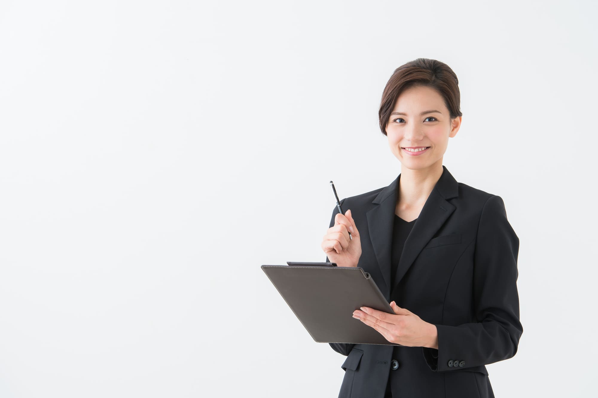 経理職で転職を検討中なら「特化型転職エージェント」に相談してみませんか？